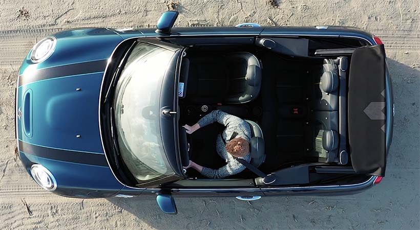 MINI Cooper S Sidewalk 2021a
