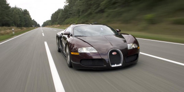Bugatti Veyron celebra 15 años de su récord de velocidad