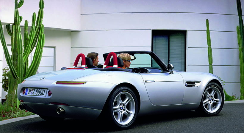 BMW Z8 listo para un viaje. Foto: BMW