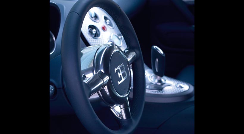 El interior está completamente ensamblado a mano en Molsheim. Foto: Bugatti.