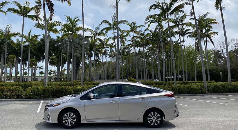 Una de las prioridades de diseño del Toyota Prius Prime 2020 fue optimizar la aerodinámica. Foto: Javier Mota.