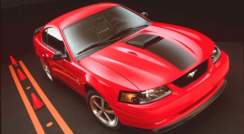 Ford Mustang Mach 1 2003. Foto: Ford.