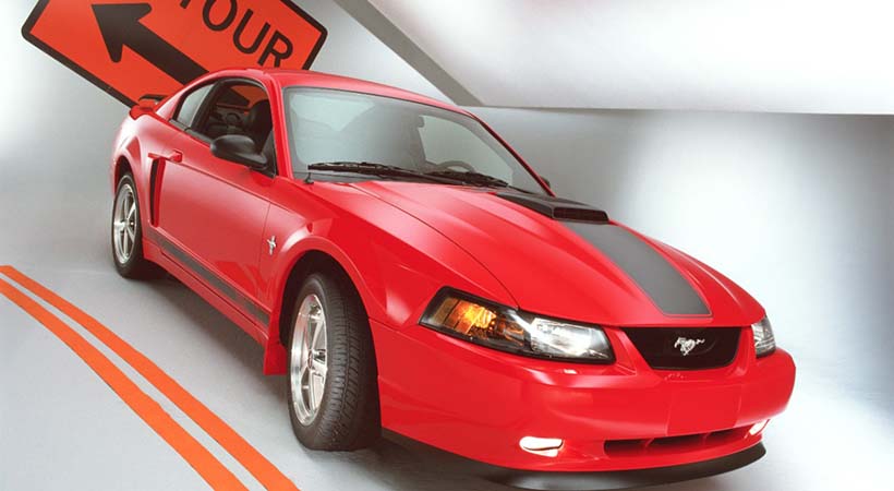 Ford Mustang Mach 1 2003. Foto: Ford.