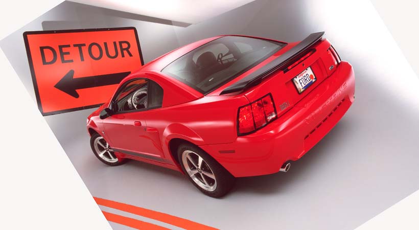 Ford Mustang Mach 1 2003. Foto: Ford.