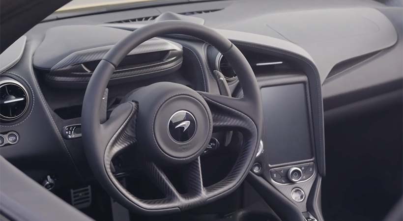 La cabina del McLaren 720s Spider 2020 cuenta con los materiales de la más alta calidad, incluyendo tapicería en piel de. Nappa. Foto: McLaren.