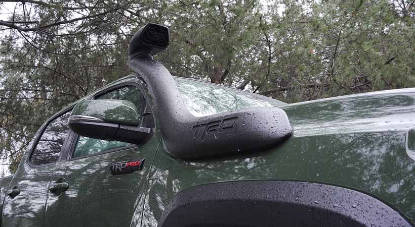 La Toyota Tacom TRD Pro cuenta con un snorkel para poder vadear. Foto: Nicholas Colt.