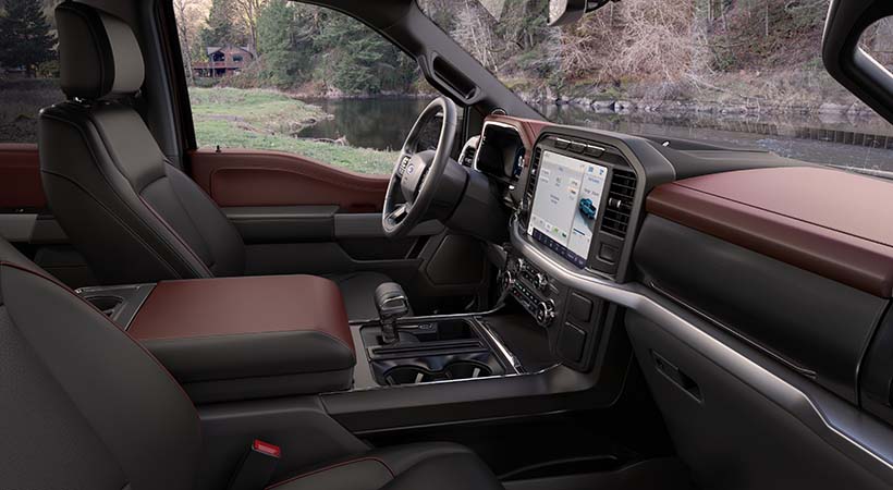 La Ford F-150 2021 tiene una nueva pantalla de 12 pulgadas opcional para el sistema de info-entretenimiento. Foto: Ford.