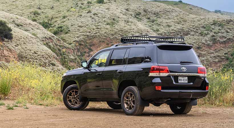 Luego de 70 años, el Toyota Land Cruiser continúa presumiendo un diseño robusto que no pasa de moda. Foto: Nicholas Colt.