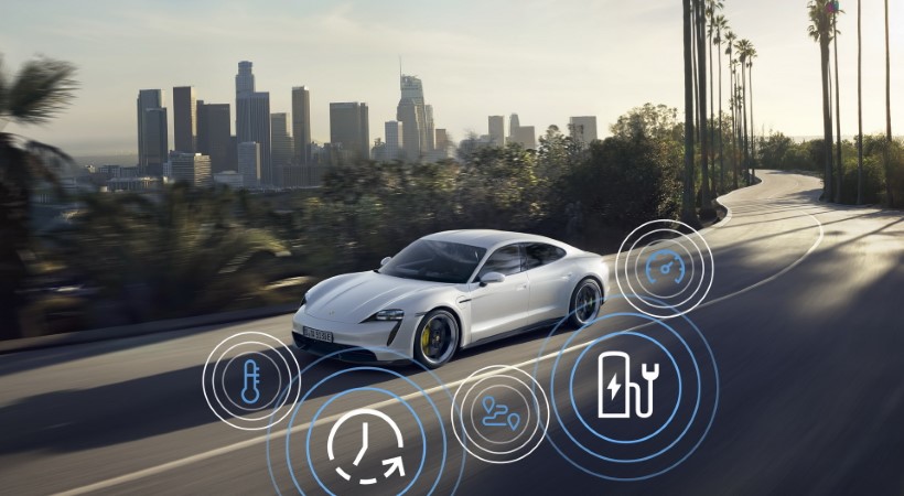 La función Smartlift puede ser configurada para aumentar la altura de conducción en lugares como estacionamientos o zonas con topes. Foto: Porsche