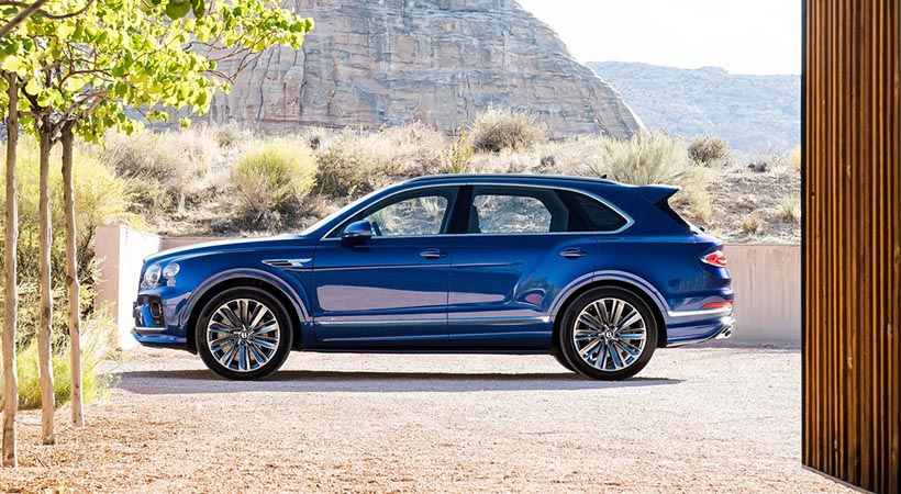 La tecnología de control de balanceo activo Bentley Dynamic Ride, que se asienta sobre un sistema de 48V permite un manejo más dinámico. Foto: Bentley.