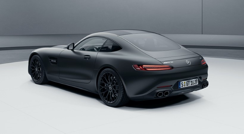 Ambas versiones del auto equipan un V8 4.0 litros twin-turbo con 523 hp y 494 lb/ft de torsión. Foto: Mercedes-Benz