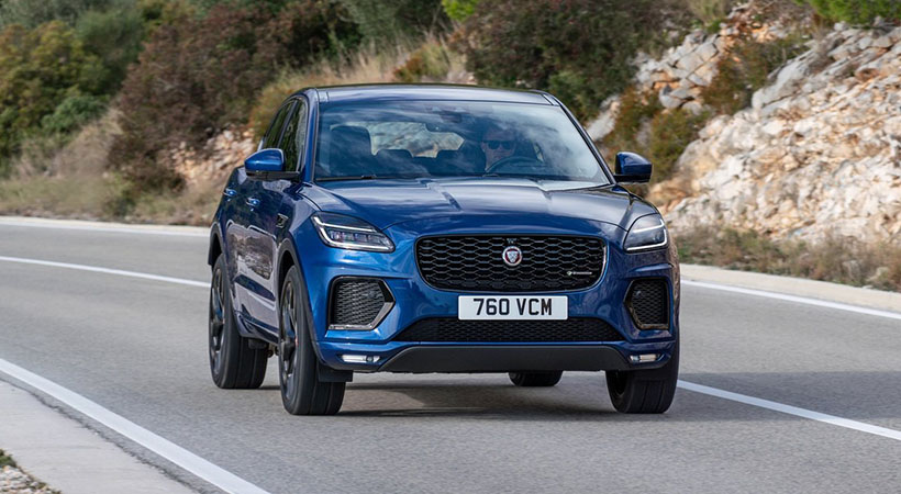 En el caso de los motores gasolina la oferta se compone de un total de 4 motores, contando todos ellos con tecnología microhíbrida de 48 volts. Foto: Jaguar 