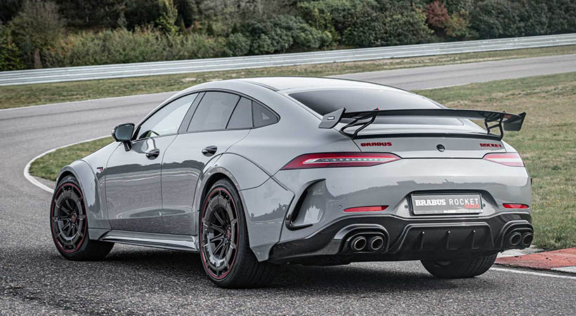 En ambos laterales sobresalen los nuevos rines de aluminio forjado de 21 pulgadas para el eje delantero y 22 para el eje trasero. Foto: Brabus