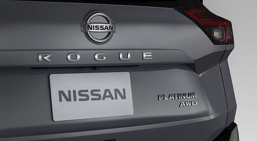 El acceso del vehículo con el Nissan Intelligent Key  se ha ampliado a las puertas traseras, así como a la delantera. Foto: Nissan
