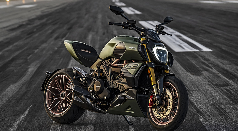 Otro detalle heredado del Lamborghini son los rines de 17 pulgadas, prácticamente idénticas y acabadas en el color Electrum Gold. Foto: Lamborghini