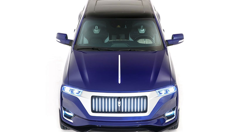 La Aznom Palladium combina la base de una Ram 1500 con el diseño excéntrico y lujoso de un Rolls-Royce. Foto: Aznom