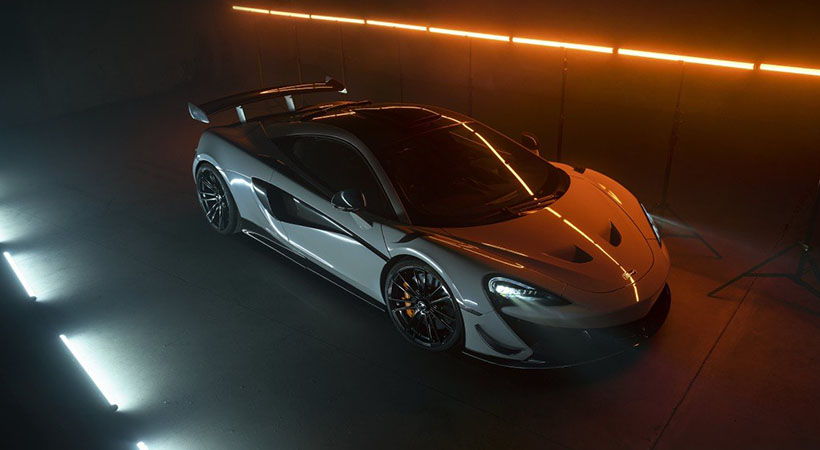 El McLaren 620R by Novitec recibió muchas piezas de fibra de carbono para disminuir su peso. Foto: Novitec