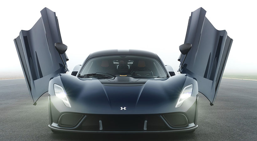 Con 1,817 caballos de fuerza y 1,193 libras-pie de torsión, el V8 de 6.6 litros es el motor de producción más poderoso de la historia. Foto: Hennessey