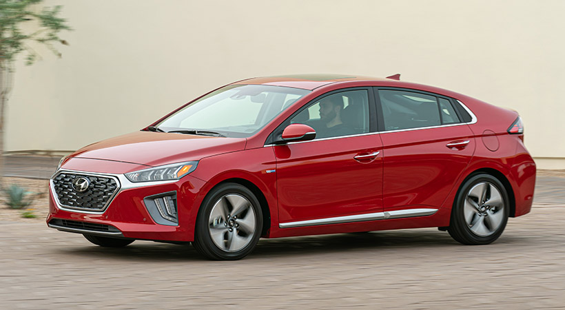 Hyundai Ioniq brinda ventajas extra cuando las distancias son grandes y uno desea economizar en combustible. Foto: Hyundai
