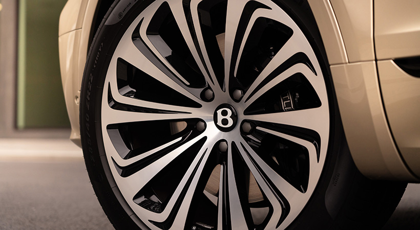 En el diseño no faltan los rines deportivos, disponibles en varios diseños. Foto: Bentley