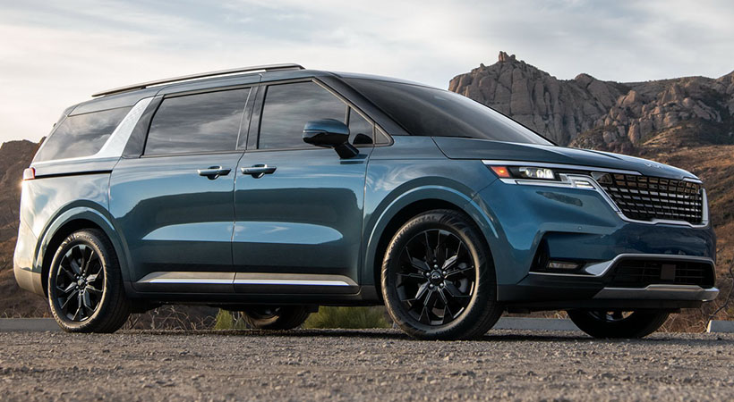 La nueva Kia Carnival 2022 fue elegida como vehículo del año por el programa de radio Sobre Ruedas. Foto: KIA