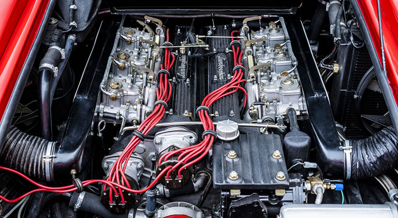 El motor del Countach es un 4.0 litros V12 de 375 hp montado longitudinalmente en la parte posterior, de ahí su nombre LP 400. Foto: Sotheby's