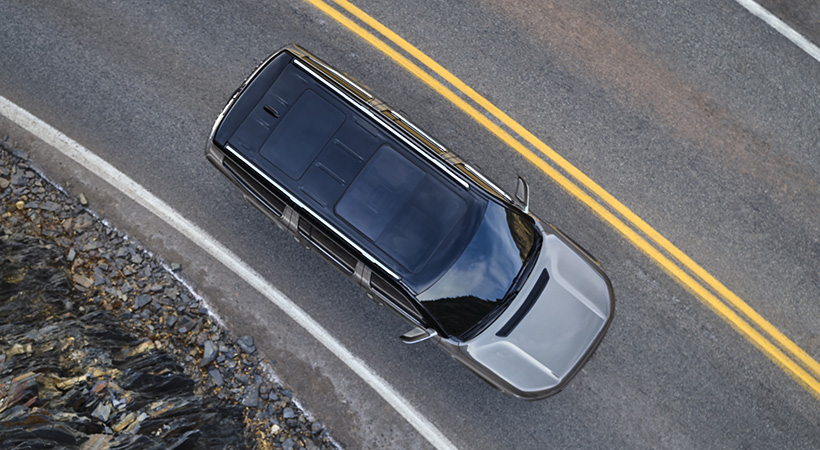 Ambos modelos contarán con doble techo panorámico. Foto; Stellantis