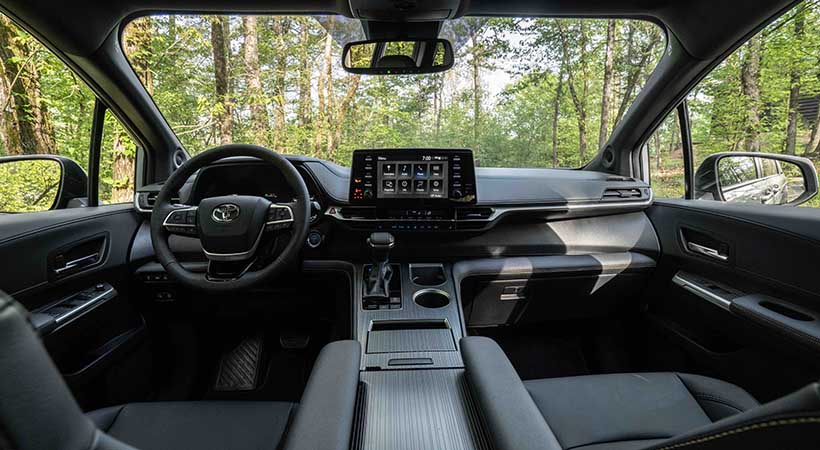 Toyota Sienna Woodland Special Edition 2022