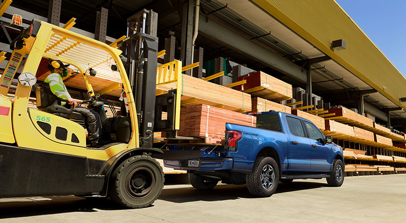La F-150 Lightning contará con una capacidad de 400 libras de carga útil. Foto: Ford