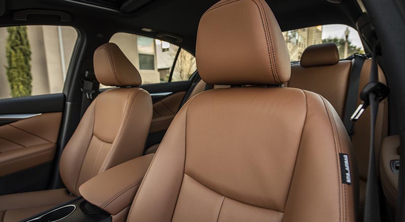 Los asientos deportivos cuentan con tapicería específica. Foto: Infiniti