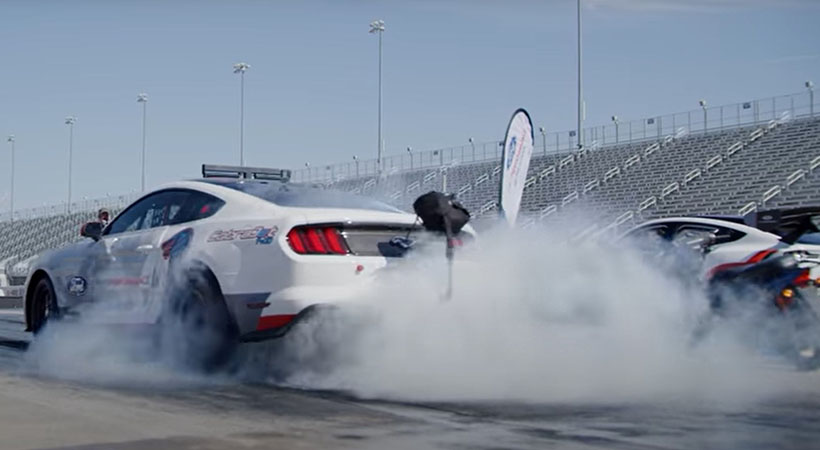 Mustang Mach-E 1400 vs Cobra Jet Mustang Mach-E 1400 vs Cobra Jet