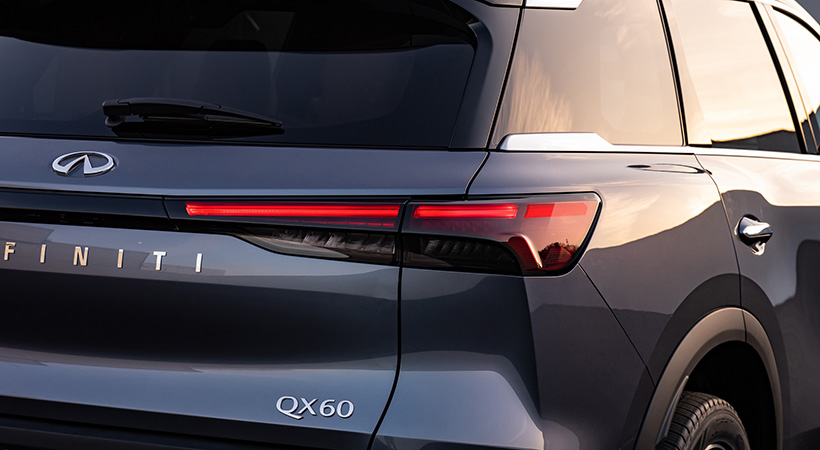 En la sección posterior encontramos nuevos conjuntos ópticos de diseño horizontal. Foto: Infiniti