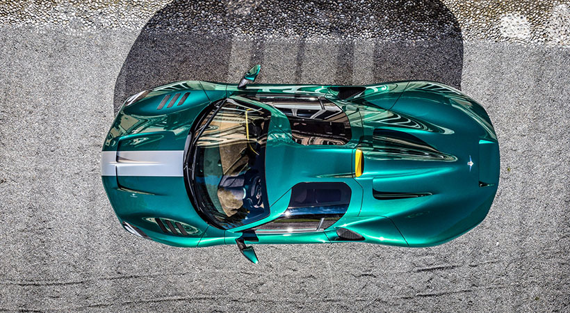 El Arese RH95 refleja las características estilísticas de toda la línea AERO en sus muchos elementos distintivos, y las aberturas de los paneles exteriores agregan estilo dramático. Foto: Touring Superleggera