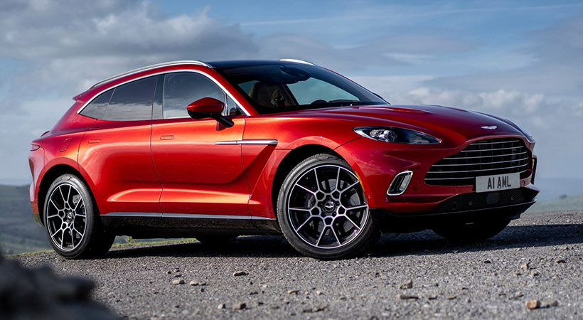 Usando el nuevo lenguaje de diseño de la marca, el Aston Martin DBX muestra una arquitectura única a través de unas líneas redondeadas y unas curvas de la carrocería con el estilo inconfundible Aston Martin. Foto: Aston Martin