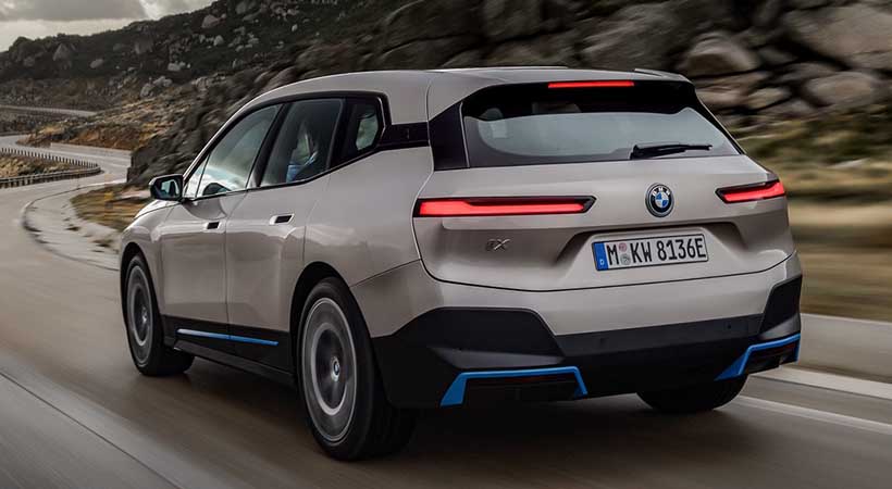 Se espera que este modelo legue a pisos de venta a principios de 2022. Foto: BMW