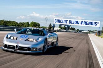 Bugatti EB110 Sport Competizione, de regreso a la pista después de 25 años