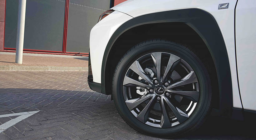 Los rines deportivos son específicos de esta versión. Foto: Lexus