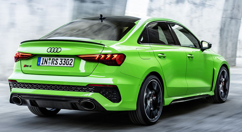 Audi afirma que la aceleración de 0-62 mph (0-100 km/h) toma solo 3.8 segundos; 0.1 segundos más rápido que su rival de AMG. Foto: Audi