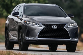 Lexus RX L Black Line 2022, nuevo acabado deportivo para el SUV de tres filas