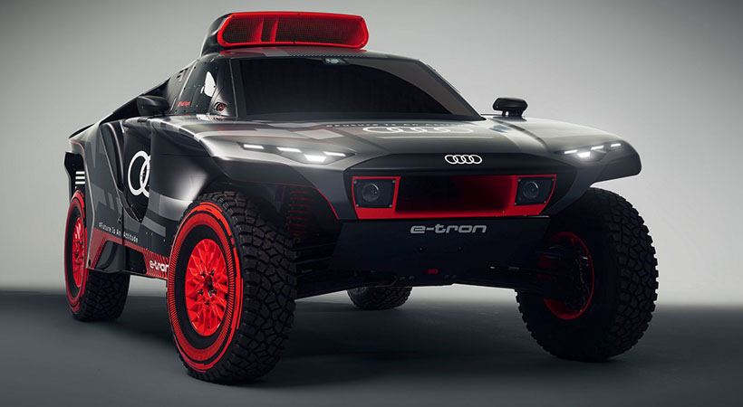 Audi es el primer fabricante de automóviles que lucha por la victoria general en el Rally Dakar con un vehículo electrificado. Tres equipos participarán en ese esfuerzo. Foto: Audi