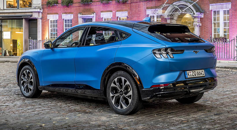 Es un vehículo que se siente ligero y cuando se le exige, acelera sin problemas. Su respuesta es muy buena. Foto: Ford