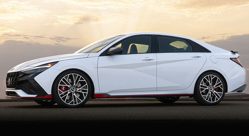 El Elantra N cuenta con 276 hp pero un sistema utiliza temporalmente el sobrealimentador del turbo para aumentar la potencia a 286 hp por unos segundos. Foto: Hyundai