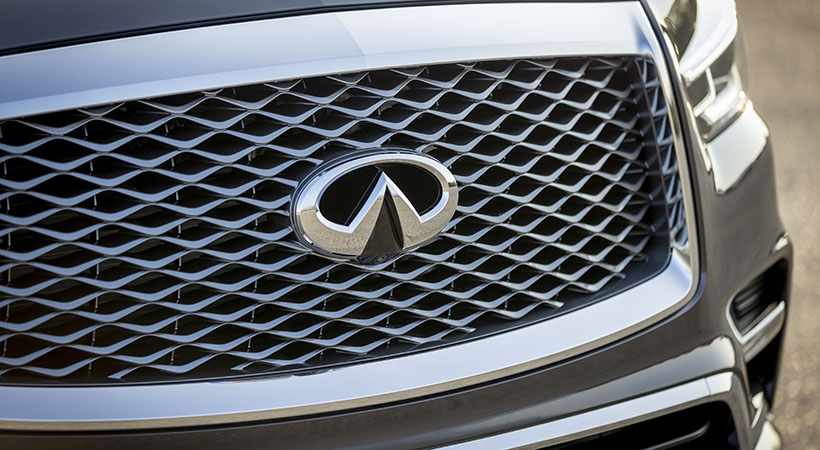 Este SUV mantiene la mayoría de las molduras cromadas en todo el exterior. Foto: Infiniti