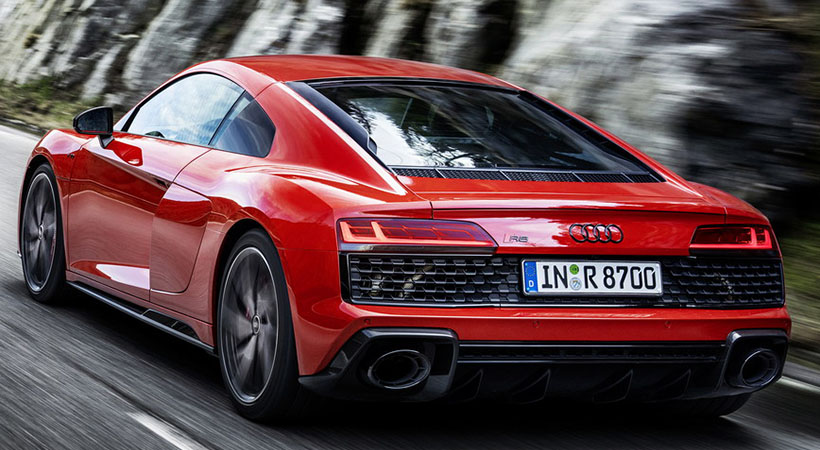 La velocidad máxima es de 204 mph (329 km/h) para el coupe o 203 mph (327 km/h ) para el convertible. Foto: Audi