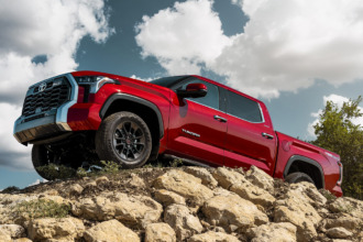 Toyota Tundra 2022, la rival de F-150 y Silverado muestra su nueva cara