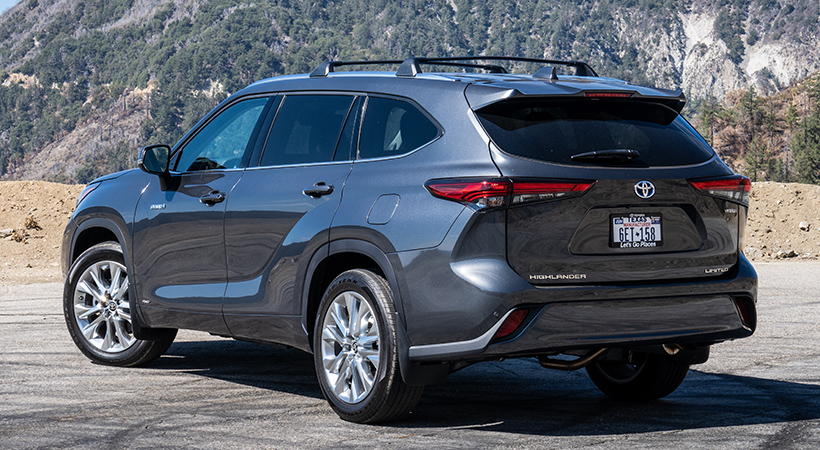 En el interior hay espacio suficiente para 8 pasajero. Foto. Nicholas Colt