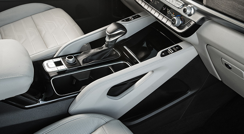 El Kia Telluride 2022 es compatible con Apple CarPlay y Android Auto, y hay puertos USB en las tres filas de asientos. Foto: Kia