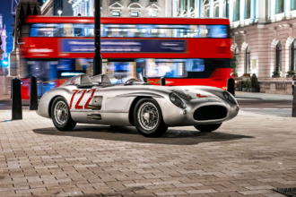 Así fue el último viaje del Mercedes 300 SLR 