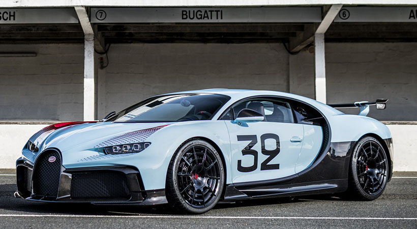 La librea especial tiene el número 32 pintado a mano en las puertas como el Tipo 51 de Louis Chiron. Foto: Bugatti
