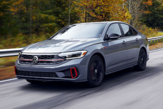 Volkswagen Jetta GLI 2022, nueva cara, mismas emociones